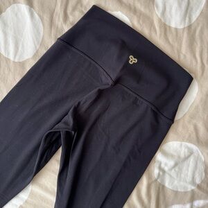 Aritzia Legging Capri